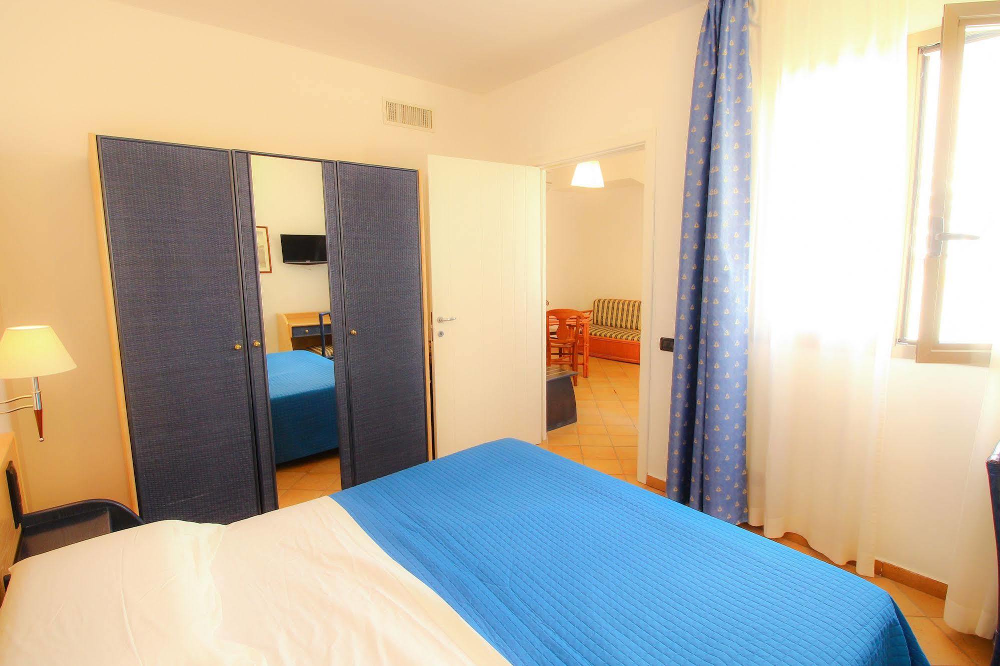 Hotel Paladini Di Francia ลัมเปดูซา ภายนอก รูปภาพ